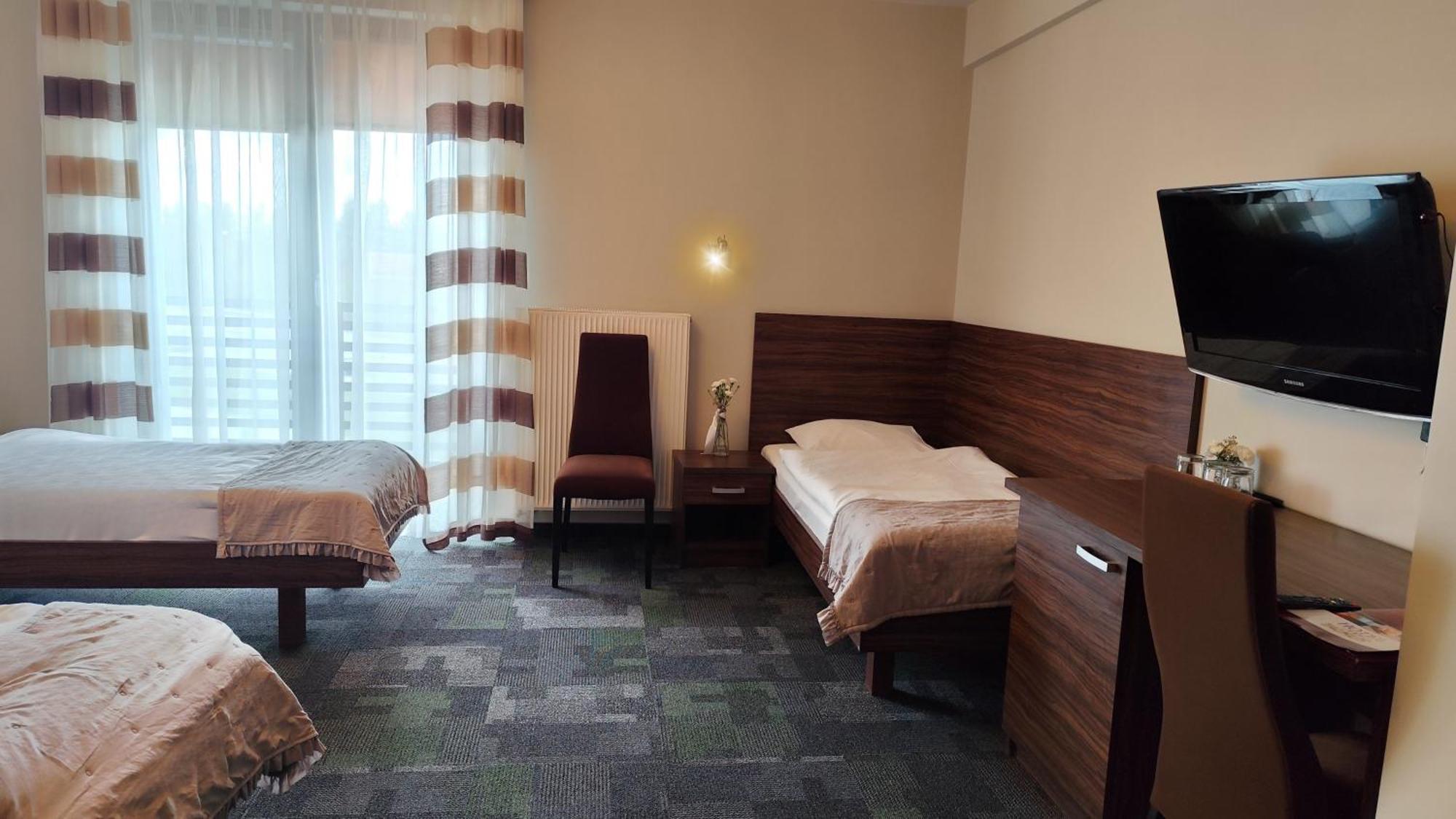 Taurus Ladna Aparthotel Exterior photo
